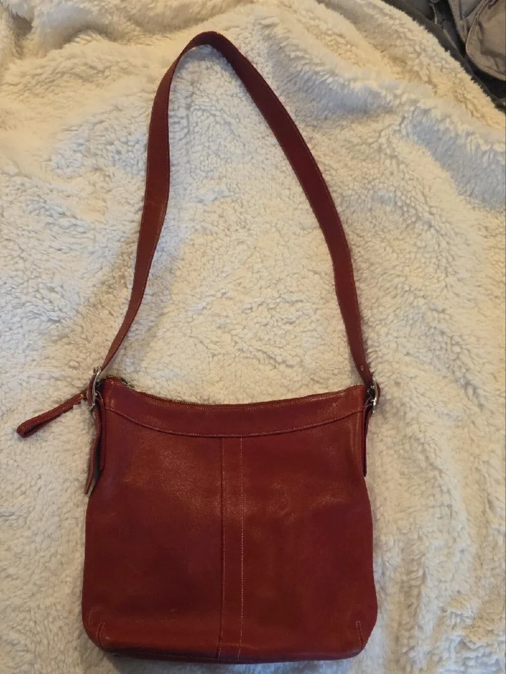 Vintage Coach Legacy 9188 Red Leather Shoulder Bag | Genuine Leather